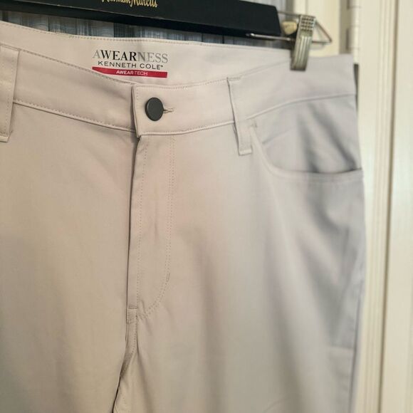 Kenneth Cole - Picture 3 of 7